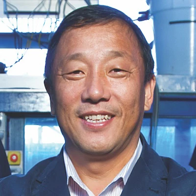 Professor Liang Cheng